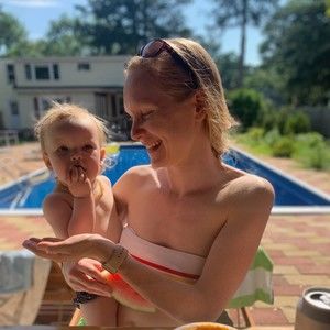 Meet your Posher, Posh